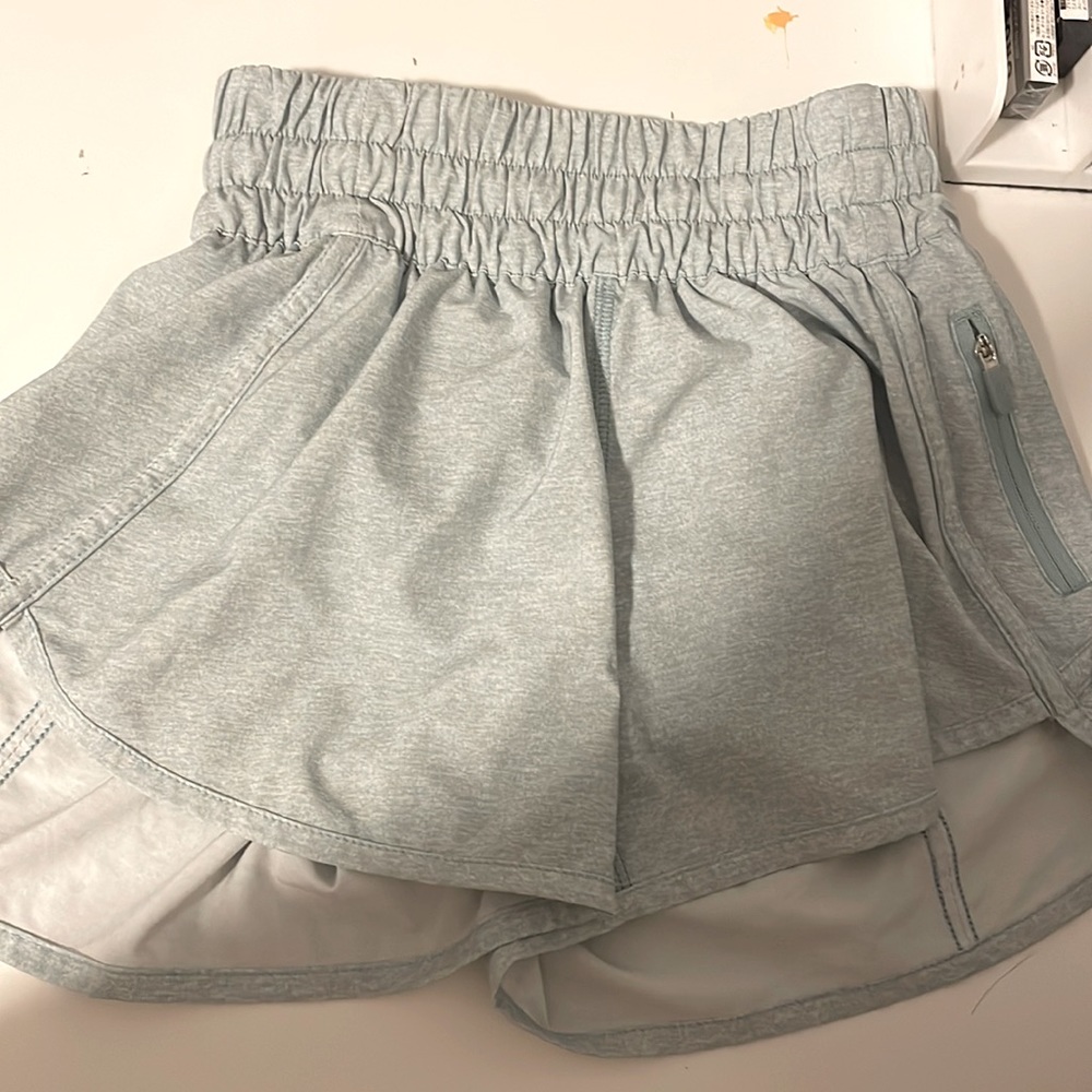 lululemon shorts 4”